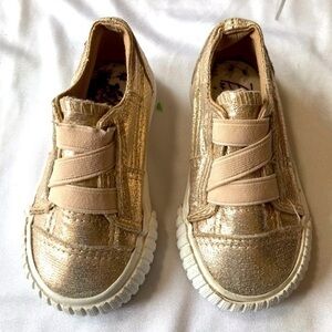 Blowfish Malibu Girl Gold Shoes Sneakers-Size 5